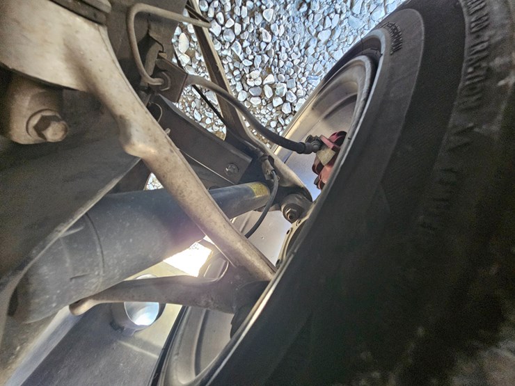 #22774-•-2002-chevrolet-corvette-z06-car-image-69