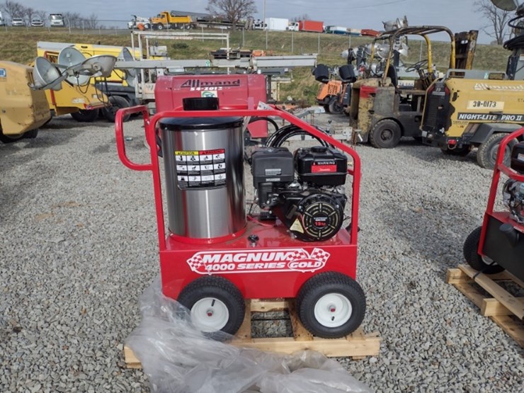 magnum-gold-pressure-washer-(qea-5587)-image-2