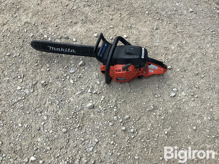 makita-chainsaw-image-8