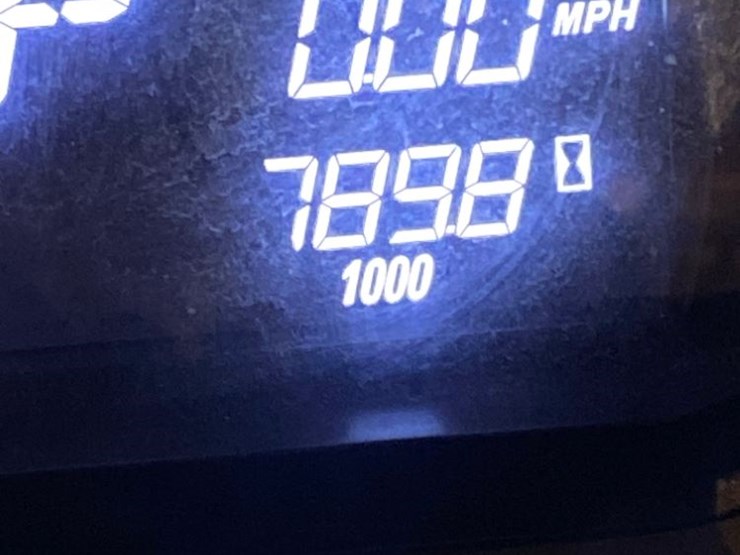 2022-massey-ferguson-8735s-image-48