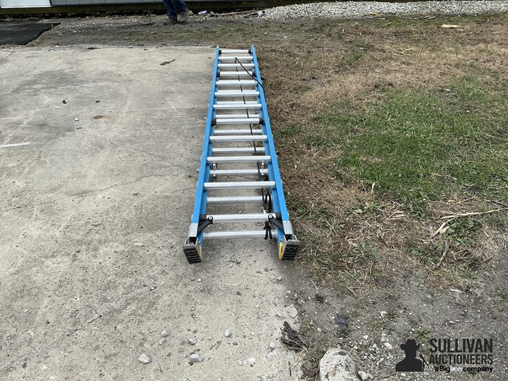 werner-24’-extension-ladder-image-8