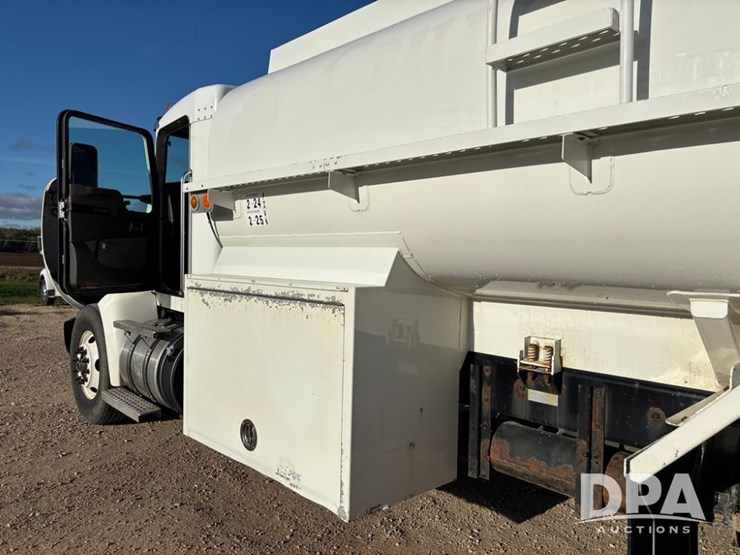 2013-unit-70-image-66