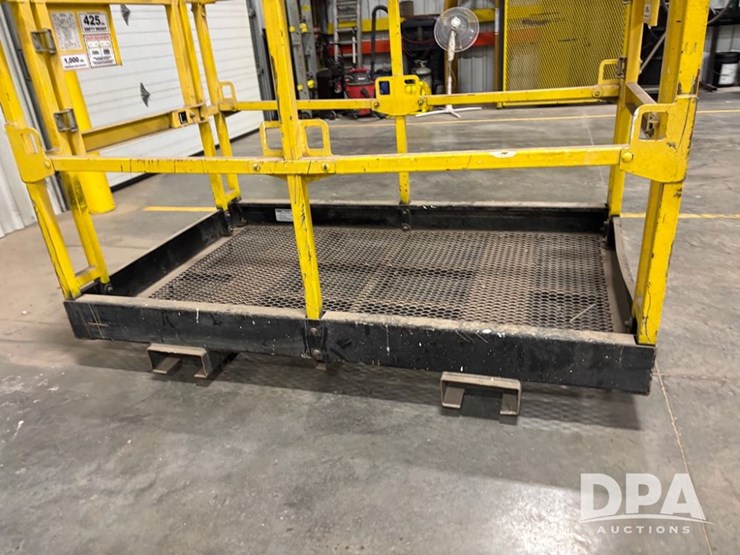 star-man-basket-(dr12633)-image-5