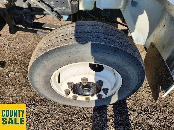 2007-international-durastar-4100-image-32