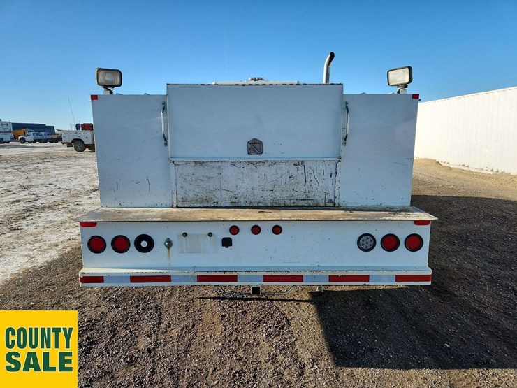 2007-international-durastar-4100-image-4