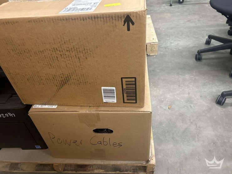 miscellaneous-cords-and-small-tech-items-image-5