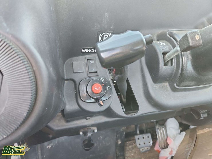 2014-kubota-rtv-x1100c-image-8