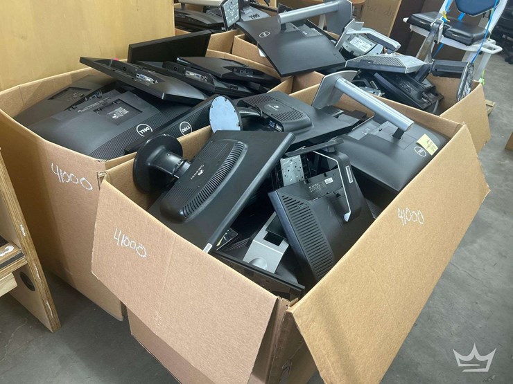 bins-of-monitors,-stands-and-dock-stations-image-2