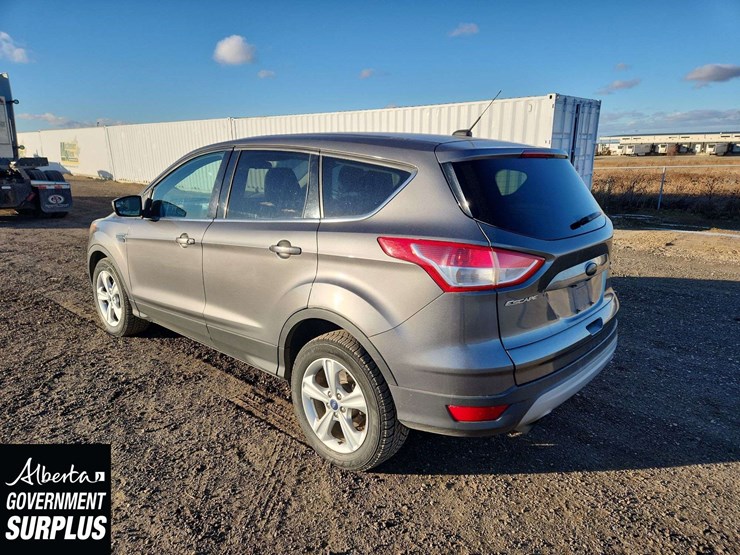 2014-ford-escape-se-image-2