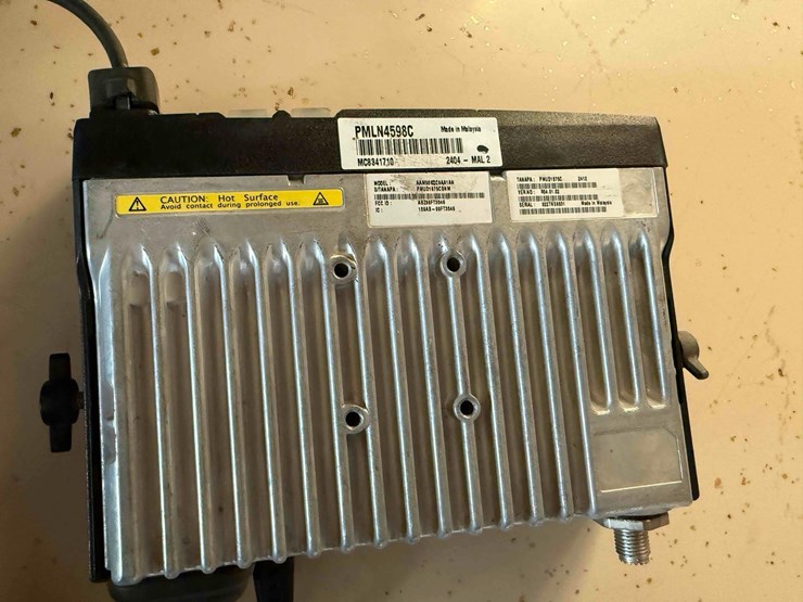 motorola/kenwood-radios-image-9