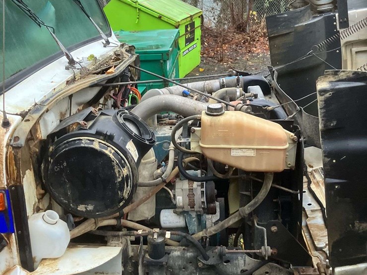 2000-international-4900-image-8