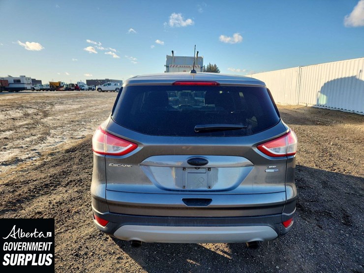 2014-ford-escape-se-image-21