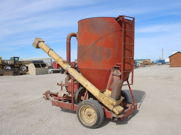 350-new-holland-350-image-9