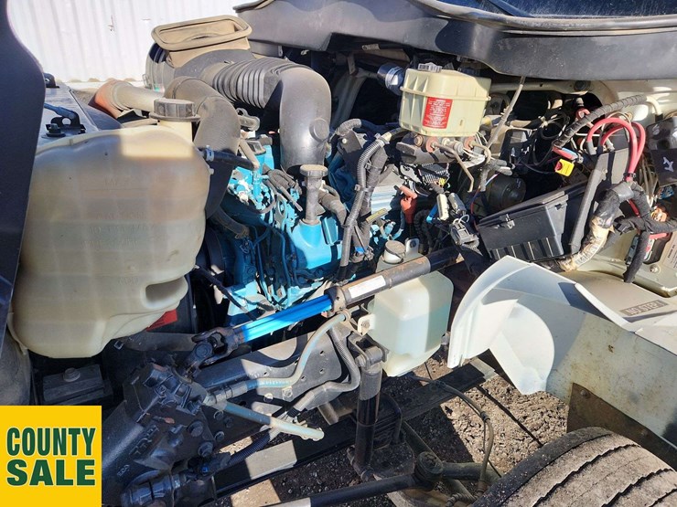 2007-international-durastar-4100-image-31