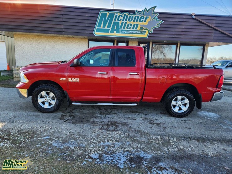 2015-dodge-1500-image-2