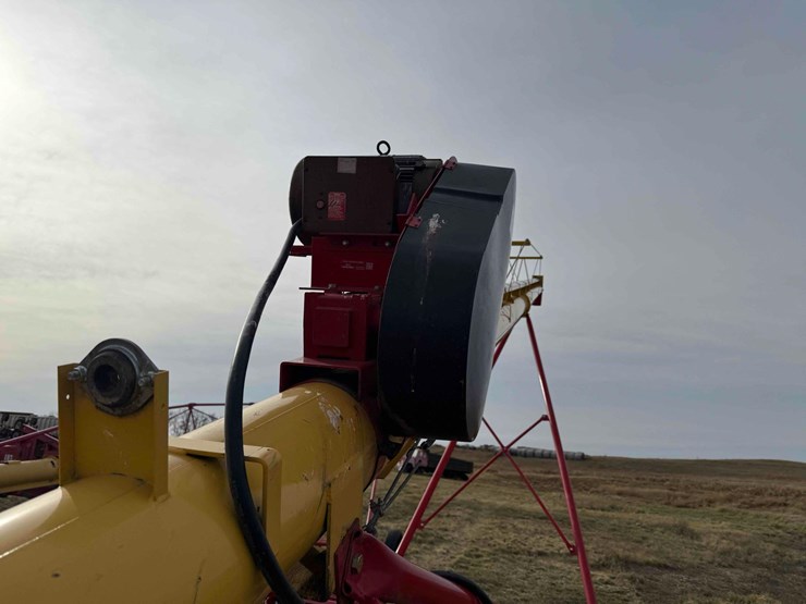 westfield-100-61-auger-image-6