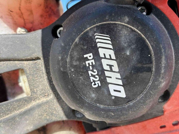 weed-eater-and-edger-image-3