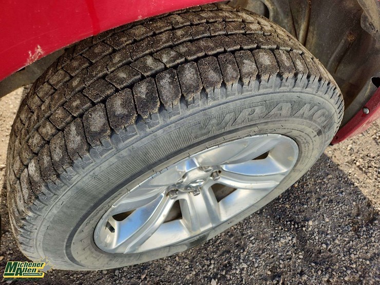 2014-dodge-1500-image-34