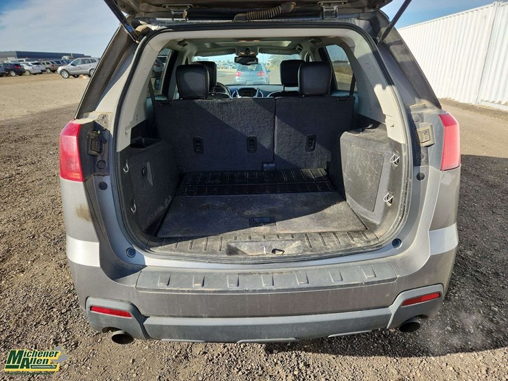 2012-gmc-terrain-slt-image-24