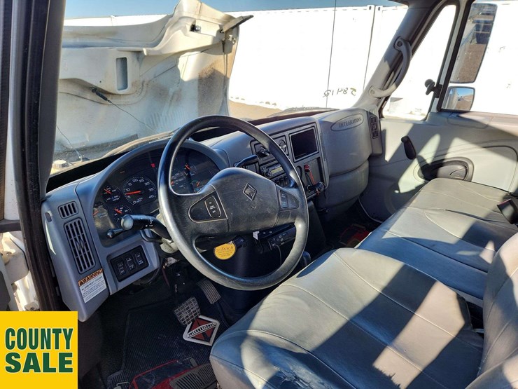 2007-international-durastar-4100-image-10