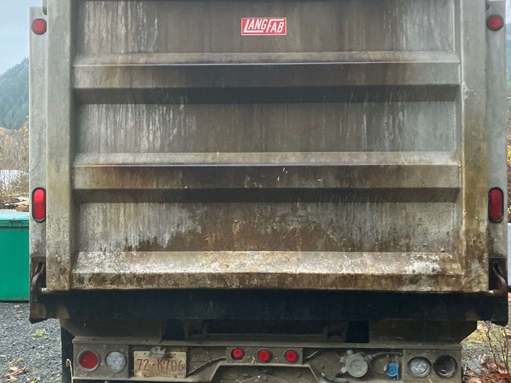 2000-international-4900-image-4