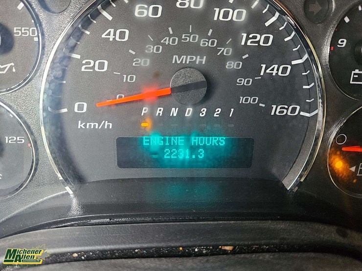 2011-chevrolet-express-1500-image-24