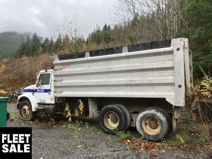 2000-international-4900-image-2