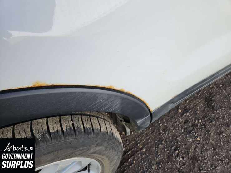 2016-ford-explorer-image-39