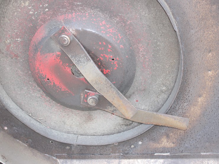 bush-hog-2415-image-10