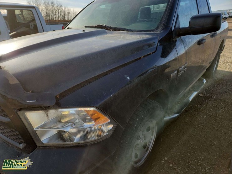 2014-dodge-1500-image-27