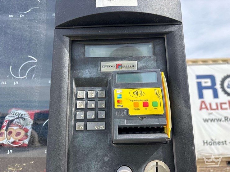 vending-machine-image-5