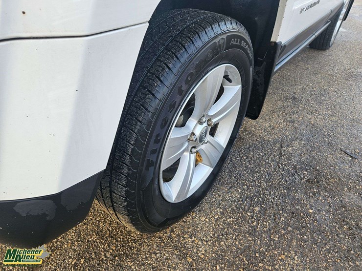 2014-jeep-patriot-image-13