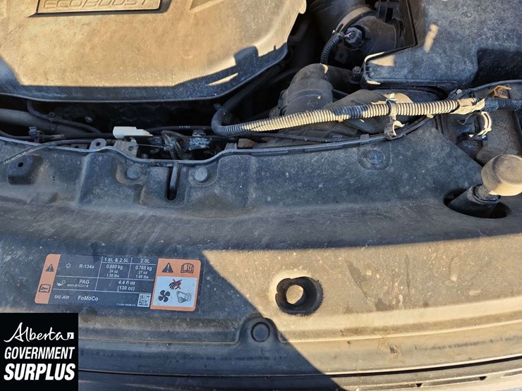 2014-ford-escape-se-image-27