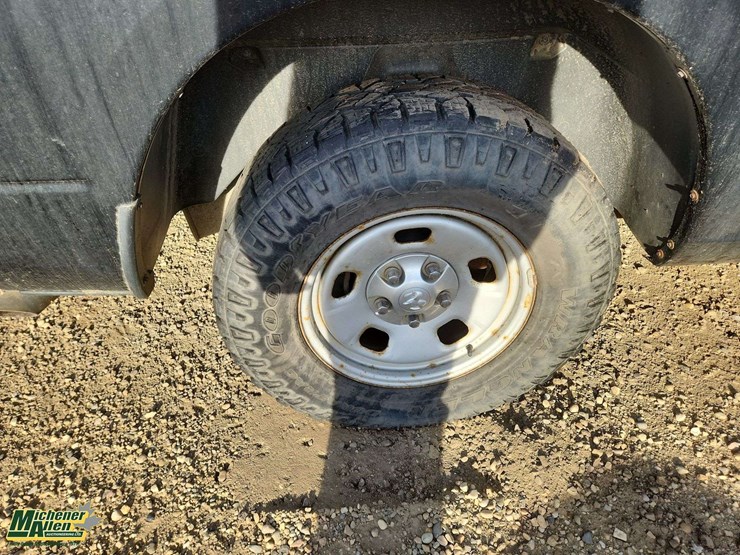 2014-dodge-1500-image-23