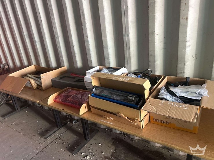 copper-wire-and-brackets-image-7