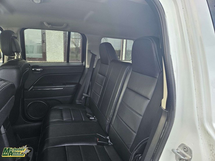 2014-jeep-patriot-image-32