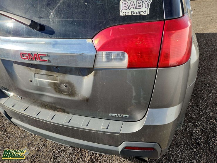 2012-gmc-terrain-slt-image-40