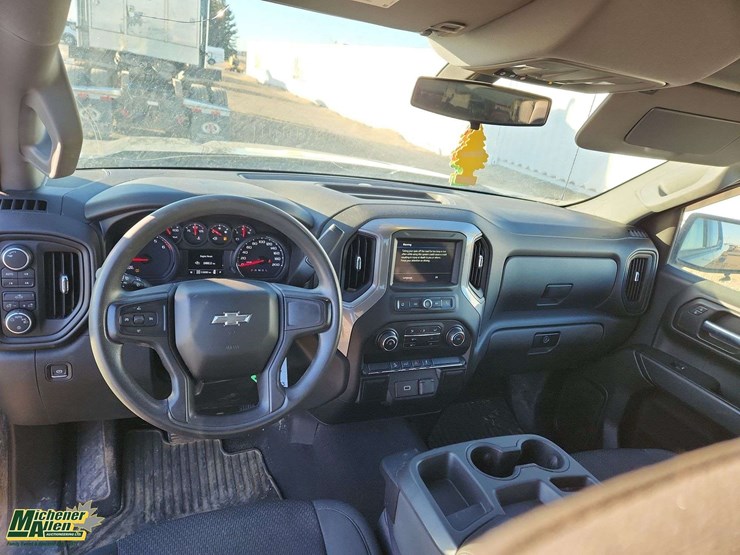 2019-chevrolet-silverado-1500-image-15