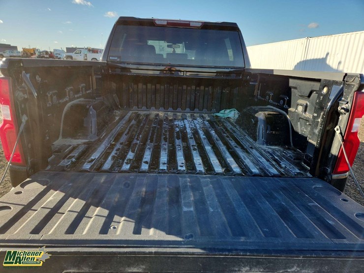 2019-chevrolet-silverado-1500-image-23