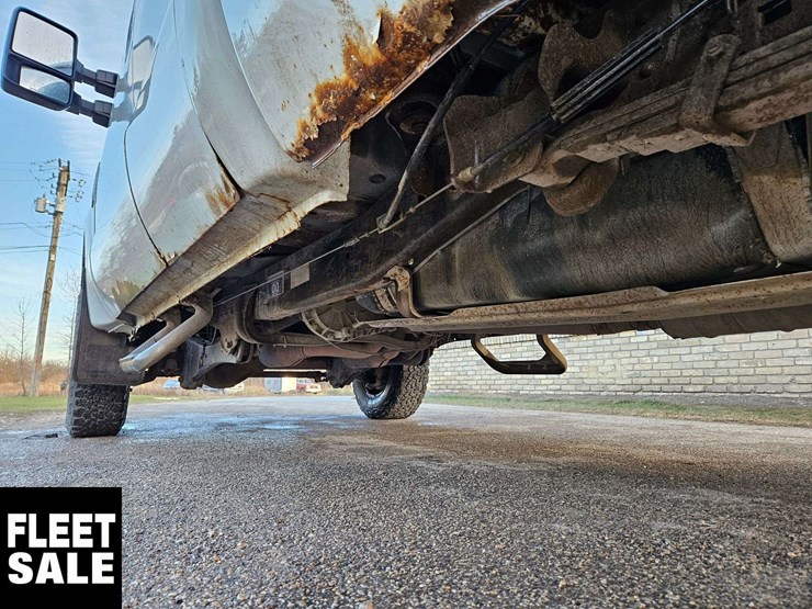 2009-ford-f250-image-15