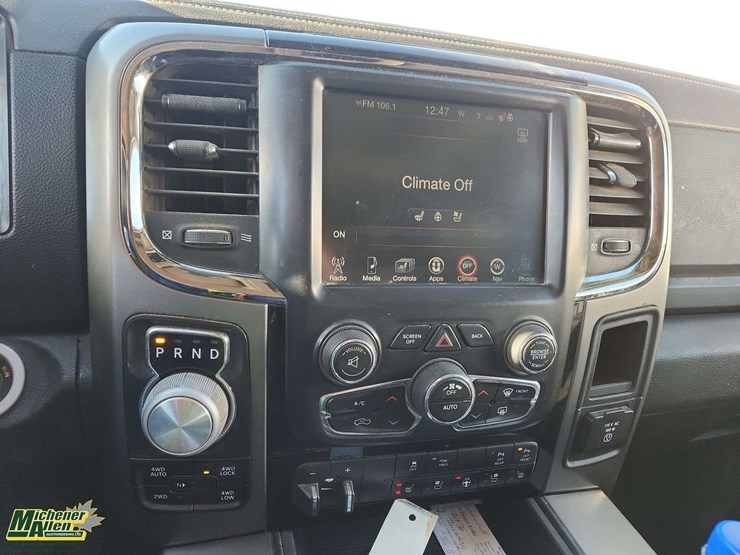 2014-dodge-1500-image-14