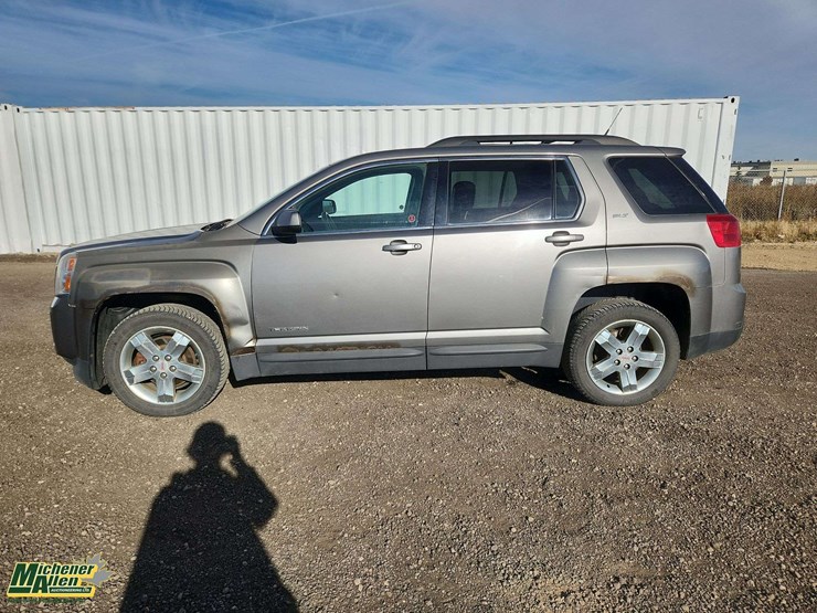 2012-gmc-terrain-slt-image-22