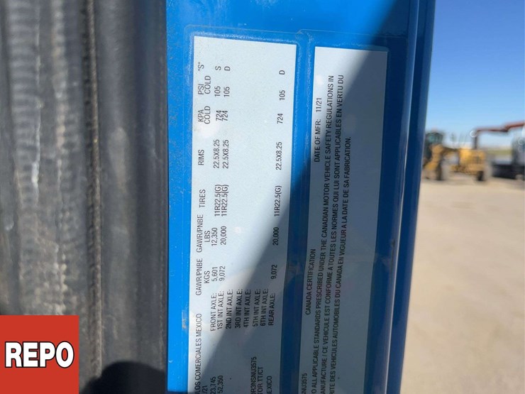 2022-freightliner-cascadia-t/a-sleeper-tractor-image-20