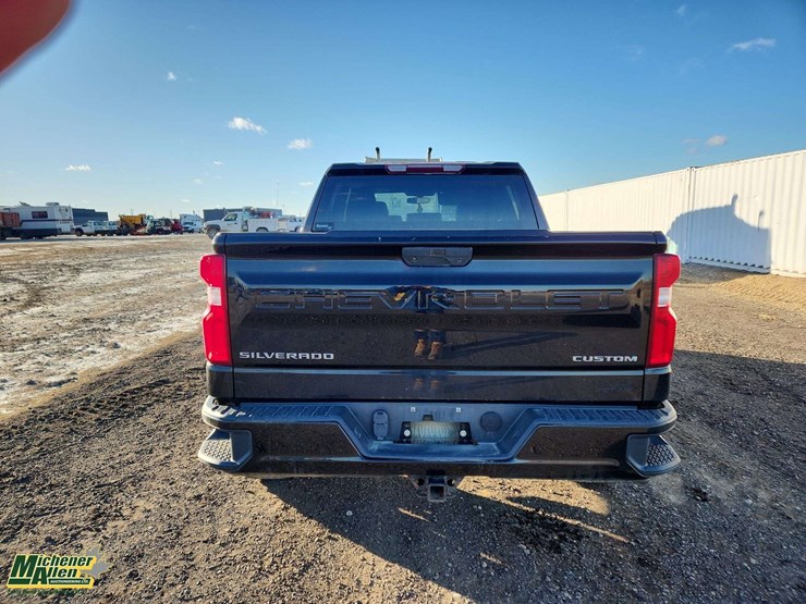 2019-chevrolet-silverado-1500-image-22