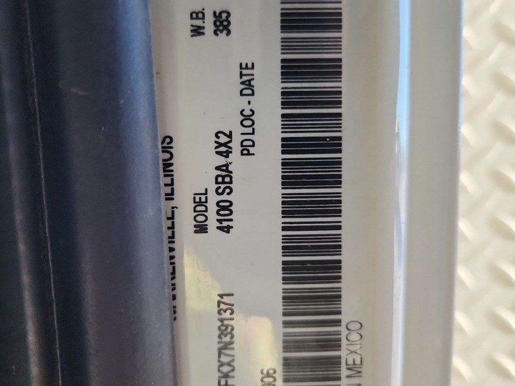 2007-international-durastar-4100-image-12