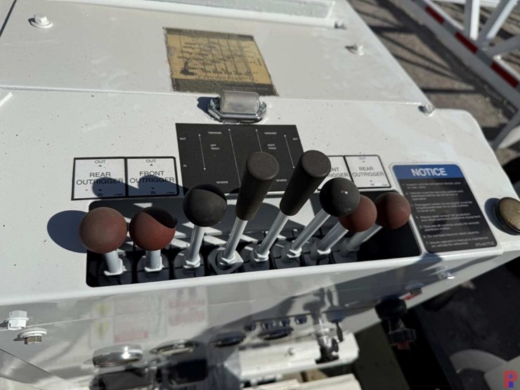 2004-sdp-ez-hauler-image-21