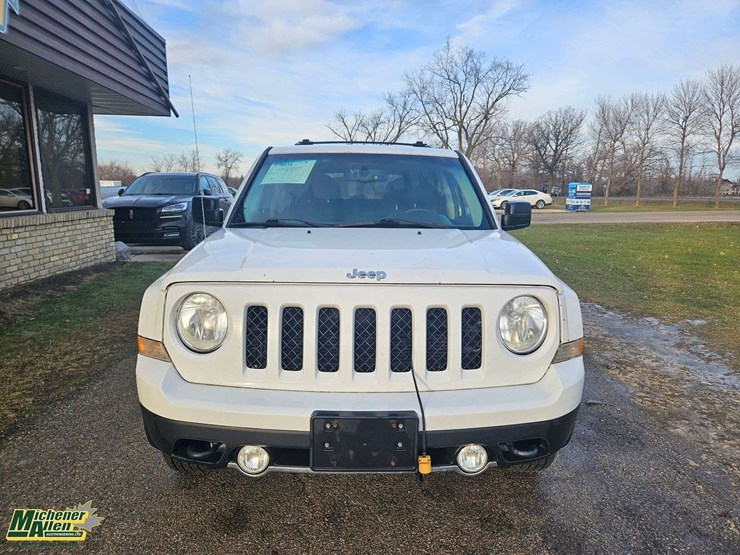 2014-jeep-patriot-image-10
