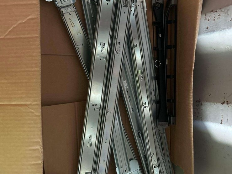 copper-wire-and-brackets-image-5