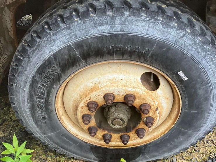 2000-international-4900-image-11