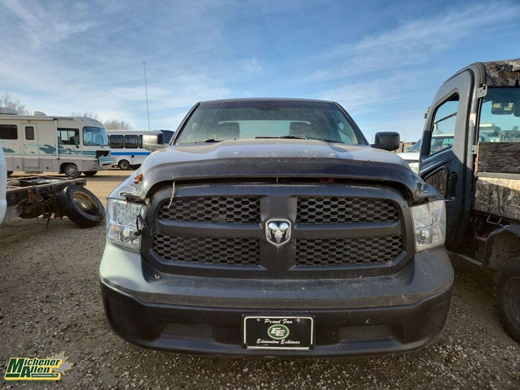 2014-dodge-1500-image-12